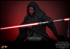 Darth Maul Star Wars 1/6 Action Figure by Hot Toys