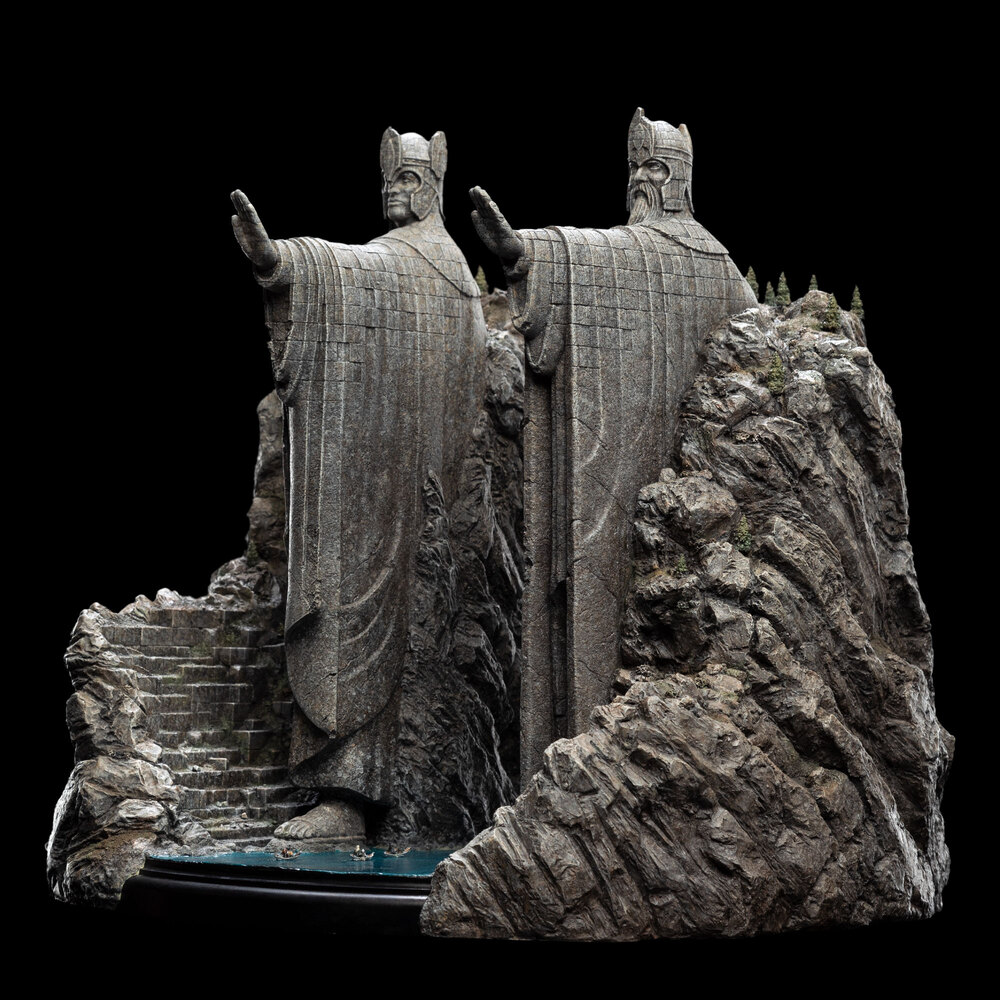 Amazing Minas Tirith Diorama : r/lotr