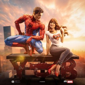 Spider-Man and Mary Jane Diorama Art 1/6 Scale Statue by Iron Studios