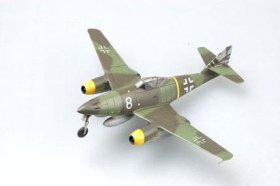 Messerschmitt Me262 A-1a by Hobby Boss