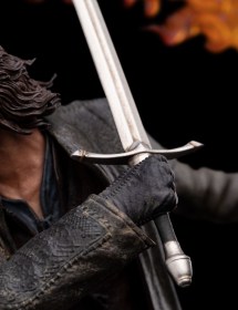 Aragorn The Lord of the Rings Figures of Fandom PVC Statue by Weta