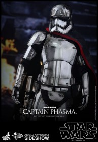 Captain Phasma Sixth Scale Figure by Hot Toys