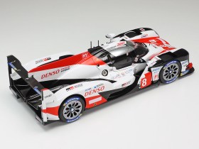 1/24 TOYOTA GAZOO Racing TS050 HYBRID by Tamiya