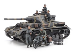 1/35 GERMAN TANK PANZERKAMPFWAGEN IV Ausf.G EARLY PRODUCTION & MOTORCYCLE SET "EASTERN FRONT" by Tamiya