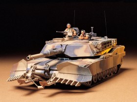 1/35 U.S. M1A1 ABRAMS WITH MINE PLOW by Tamiya