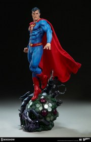 DC Superman Premium Format Figure by Sideshow Collectibles