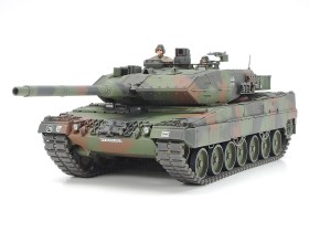 1/35 LEOPARD 2 A6 MAIN BATTLE TANK by Tamiya