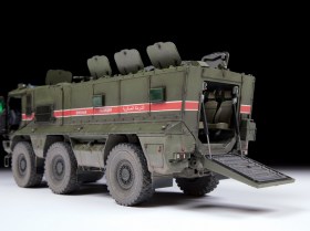 Russian armored vehicle Typhoon-K by Zvezda