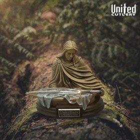 Shards od Narsil Lord of the Rings 1/5 Statue by United Cutlery