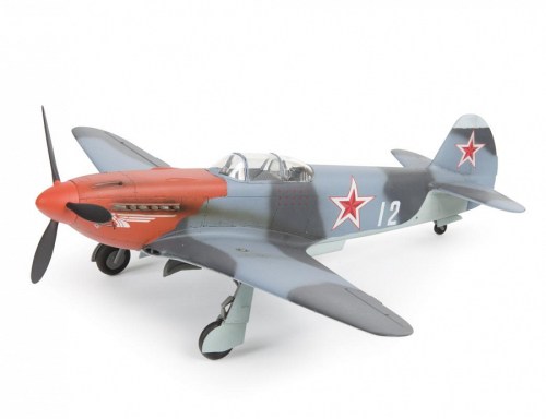 Soviet fighter Yak-3 by Zvezda