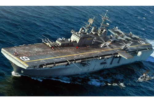 USS Bonhomme Richard LHD-6 Hobby Boss