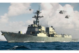 USS Forrest Sherman DDG-98 by Hobby Boss