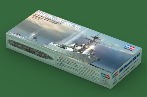 USS Momsen DDG-92 by Hobby Boss