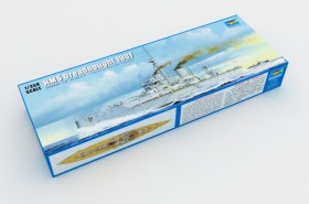 1/350 HMS Dreadnought 1907 by Trumpeter