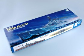 1/350 HMS HOOD by Trumpeter