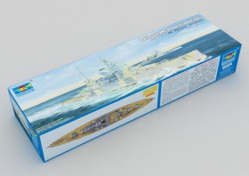 1/350 Battleship HMS Queen Elizabeth by Trumpeter