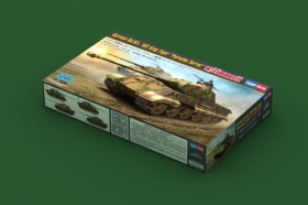 German Sd.Kfz.182 King Tiger “Porsche Turret” w/ Zimmerit by Hobby Boss