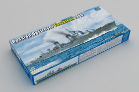 1/350 Russian Destroyer Taszkient 1940 by Trumpeter