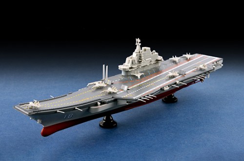 PLA Navy Aircraft Carrier LiaoNing CV-16 by Trumpeter