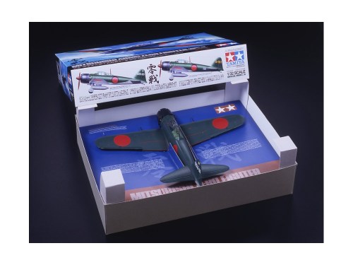 1/32 SCALE MITSUBISHI A6M5 ZERO MODEL 52 by Tamiya