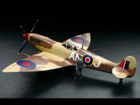 1/32 SCALE SUPERMARINE SPITFIRE MK.VIII by Tamiya