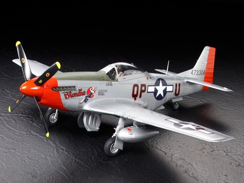 1/32 SCALE NORTH AMERICAN P-51D MUSTANG by Tamiya