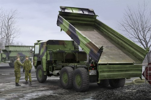 LKW 7t dump truck by Hobby Boss