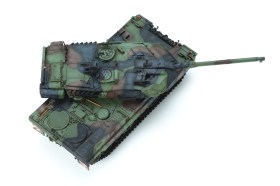 German Main Battle Tank Leopard 2 A7 1/72 by Meng