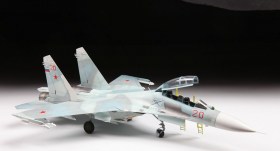 SU-27UB "FLANKER-C" by Zvezda