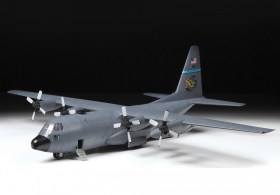 American heavy transport plane C-130H by Zvezda