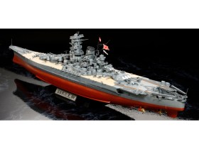 1/350 SCALE JAPANESE BATTLESHIP YAMATO by Tamiya