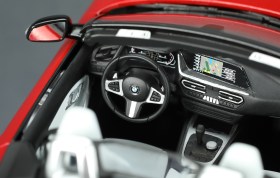 BMW Z4 M40i 1/24 by Meng