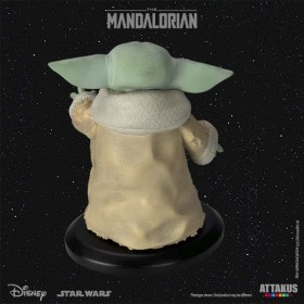 Grogu Using the Force Star Wars The Mandalorian 1/5 Figure by Attakus