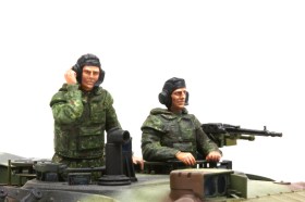 MODERN GERMAN TANK CREW 1/35 by MENG