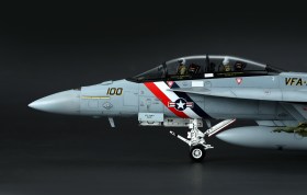 Boeing F/A-18F Super Hornet Bounty Hunters 1/48 by Meng