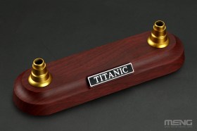 R.M.S. Titanic 1/700 by Meng