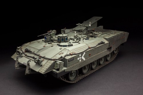 Israel Heavy Armoured Personnel Carrier Achzarit Late 1/35 by Meng