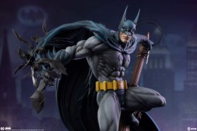 Batman DC Comics Premium Format Figure by Sideshow Collectibles