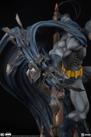 Batman DC Comics Premium Format Figure by Sideshow Collectibles
