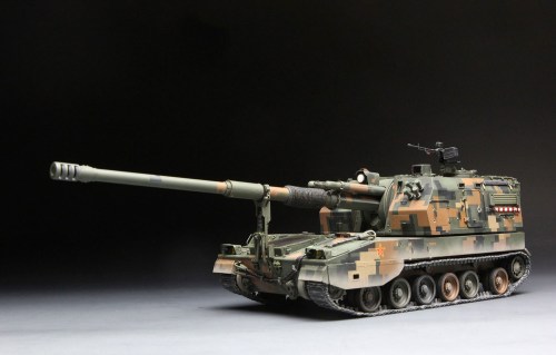 155mm Self-Propelled Howitzer Chines PLZ05 1/35 by Meng