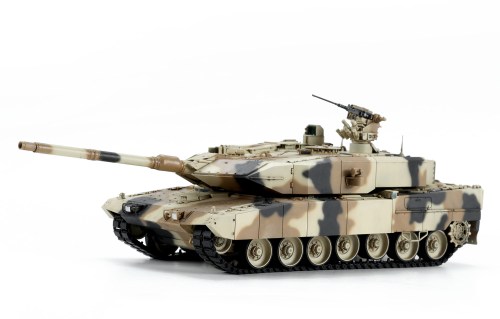 German Main Battle Tank Leopard 2 A7+ 1/35 by Meng