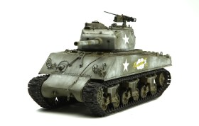 M4A3 (76) W Sherman 1/35 by Meng