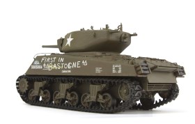 U.S. Assault Tank M4A3E2 Jumbo 1/35 by Meng