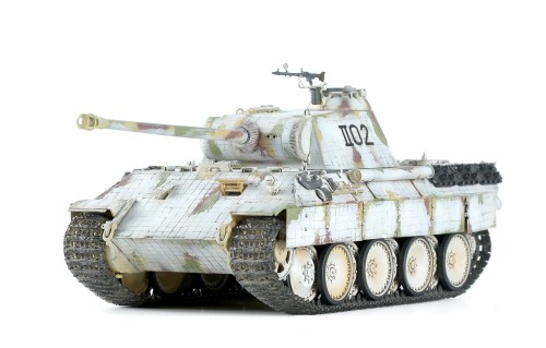 German Medium Tank Sd.Kfz.171 Panther A Early Type 1/35 by Meng