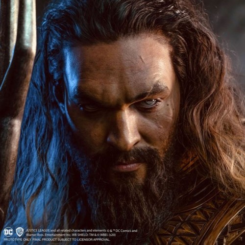 Aquaman Justice League Life-Size Bust by Infinity Studio