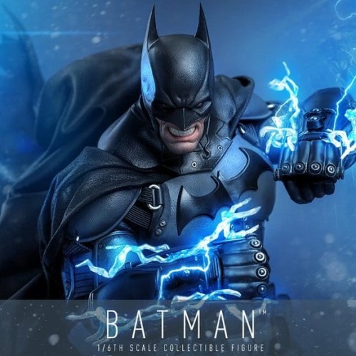 Batman Arkham Origins Videogame 1/6 Action Figure by Hot Toys