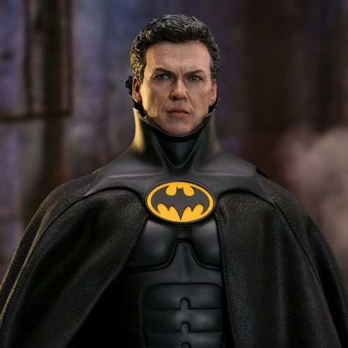 Batman (Deluxe Version) Batman Returns Movie Masterpiece 1/6 Action Figure by Hot Toys