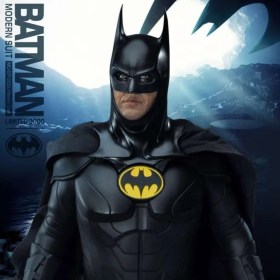 Batman Modern Suit Master Craft Statue by Beast Kingdom Toys