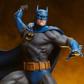 Batman (Retro Edition) DC Comics 1/6 Maquette by Tweeterhead