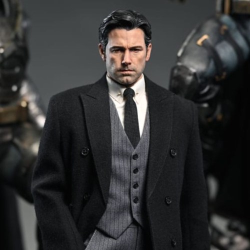 Bruce Wayne (Ben Affleck) Justice League 1/4 Statue by Queen Studios